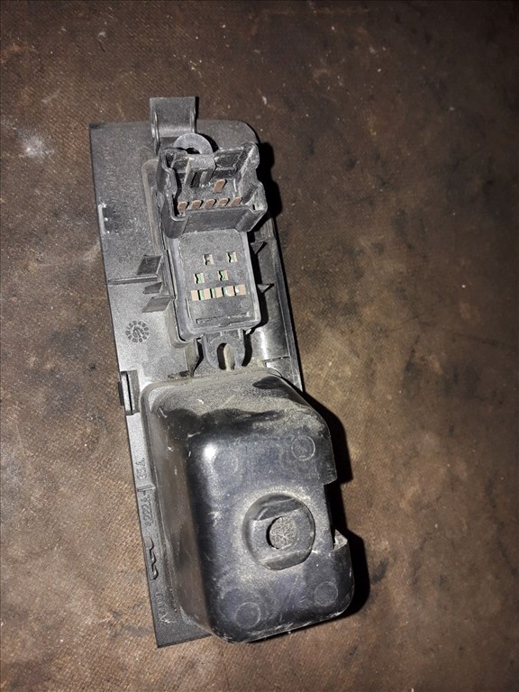 Nissan Navara D40 Ablakemelõ Kapcsoló 82960-EB360 3. kép