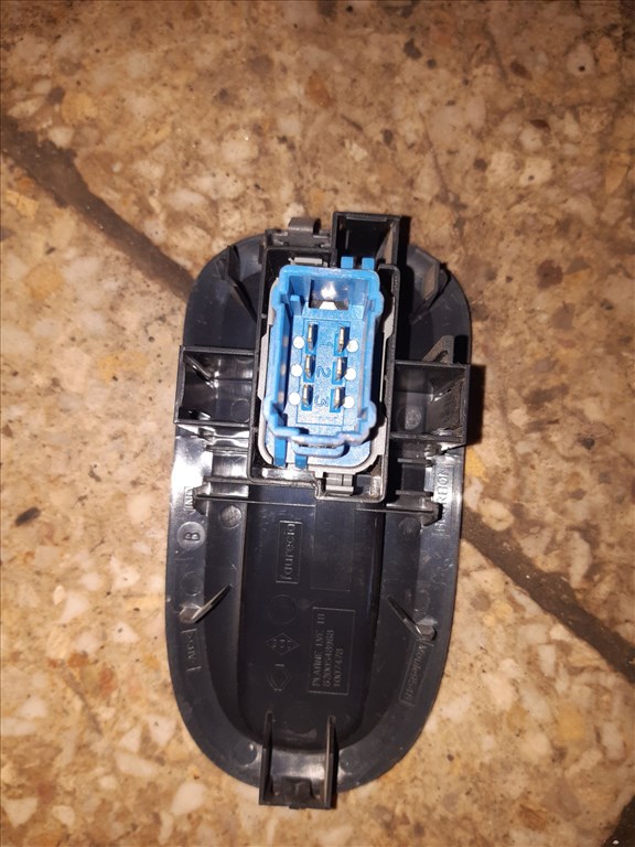 Renault Kangoo 07-14 Bal Elsõ Ablakemelõ Kapcsoló 2. kép