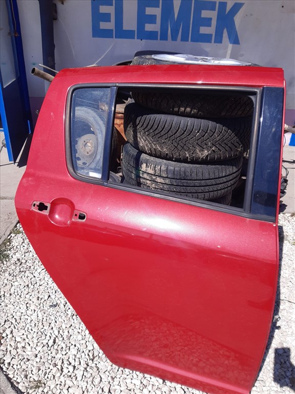 Suzuki Swift III 04-10 Jobb Hátsó Ajtó 1. kép