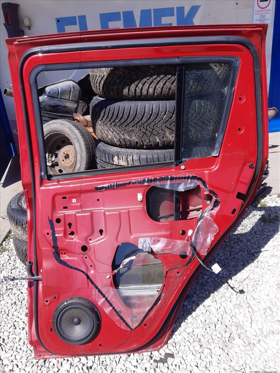 Suzuki Swift III 04-10 Jobb Hátsó Ajtó 2. kép