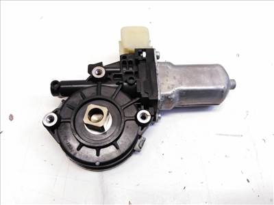 Nissan X-trail (T31) bal hátsó ablakemelő motor 82731JG00A 2621004320
