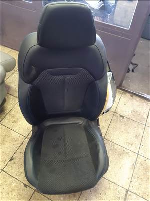 Renault Kadjar Bal Első Ülés