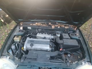 KIA SEPHIA lépcsőshátú (FA) Első Ablaktörlő Szerkezet Motorral 1. kép