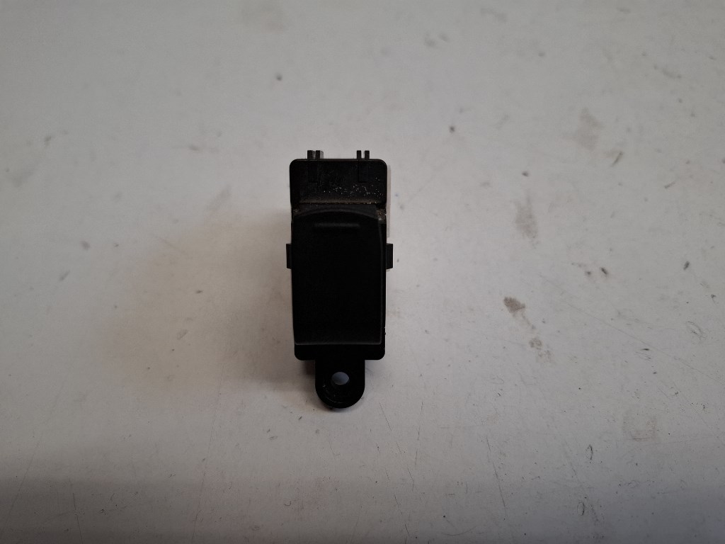 Suzuki SX4 S-Cross jobb hátsó ablakemelõ kapcsoló 1. kép