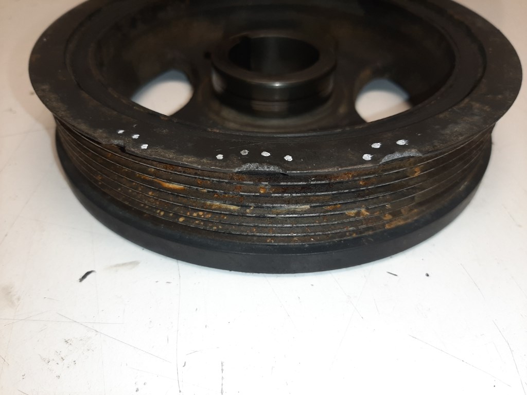 Toyota Rav 4 (XA30) fõtengely szíjtárcsa 134080R011 3. kép
