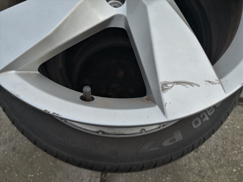 Volkswagen T-Cross gyári Skoda Kamiq Scala stb 17-es alufelni 1db 3. kép