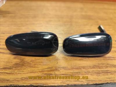 Opel Astra G index sárvédő füst-fekete pár