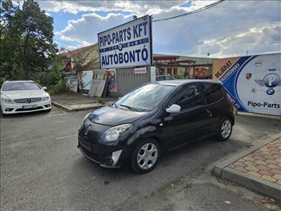 Renault Twingo II bontott alkatrészei