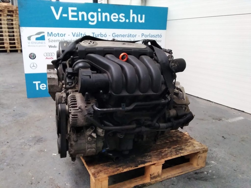 Volkswagen BVY bontott motor  3. kép