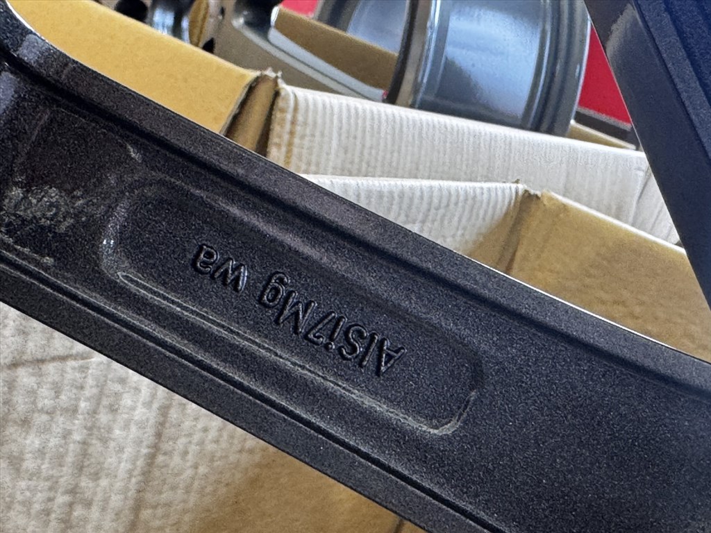 R20 Original mercedes 8J ET43.5 - A156 401 0402 / A1564010402 2DB alufelni felni 4. kép