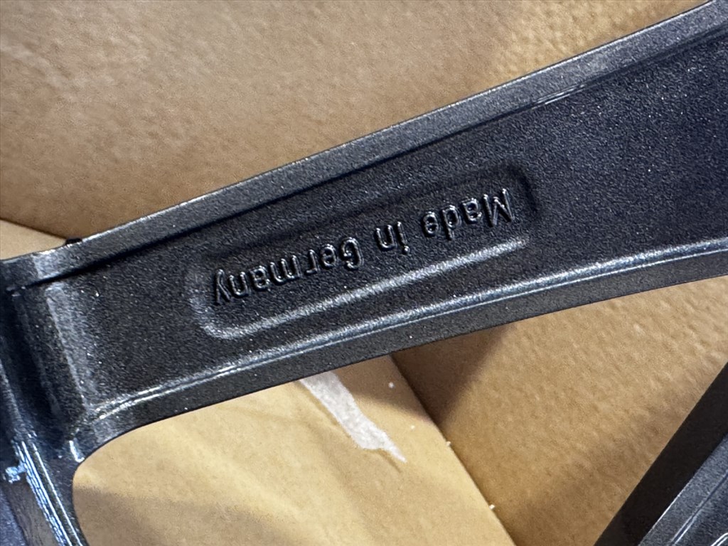 R20 Original mercedes 8J ET43.5 - A156 401 0402 / A1564010402 2DB alufelni felni 6. kép