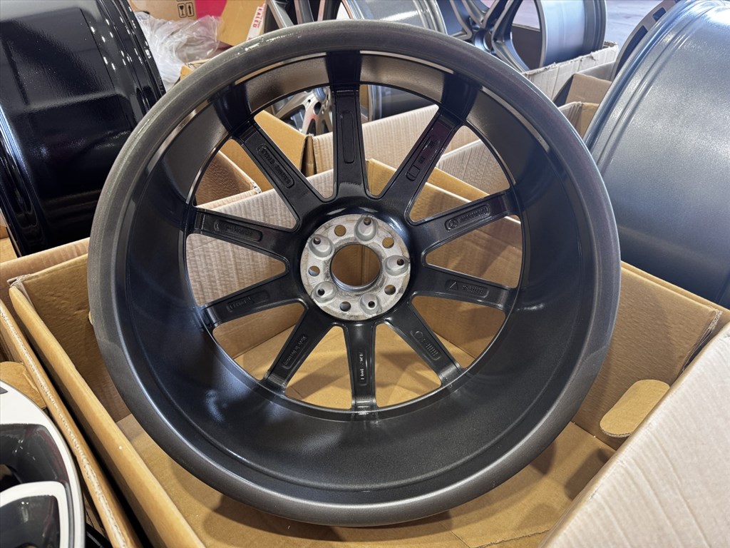 R20 Original mercedes 8J ET43.5 - A156 401 0402 / A1564010402 2DB alufelni felni 9. kép