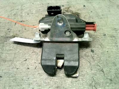 SKODA ROOMSTER PRAKTIK Csomagtér ajtó zárszerkezet