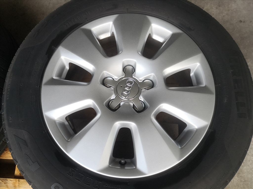  Audi gyári , esetleg Volkswagen csoport 16-es alukerék 5x112-es 3. kép