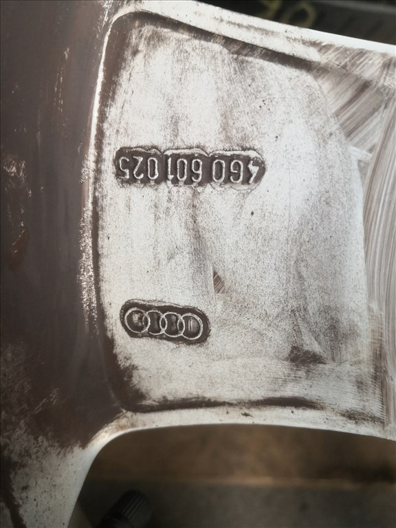  Audi gyári , esetleg Volkswagen csoport 16-es alukerék 5x112-es 5. kép