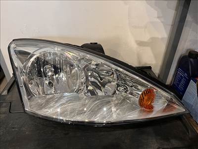 Ford Focus Mk1 Jobb első fényszóró 2m5113100ad