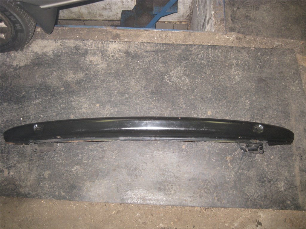 Volkswagen Golf IV VW Golf lV hátsó lökhárító merevítő 3. kép