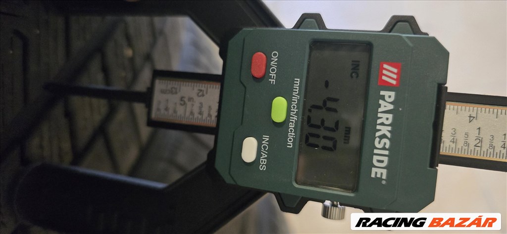  235/4019" használt Gripmax téli gumi gumi 2. kép