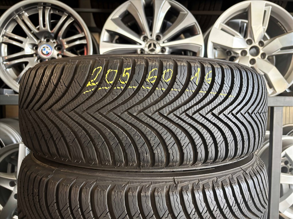 215/60 r16 Michelin 2020 téligumi 4db eladó 215/60r16 garnitúra 1. kép