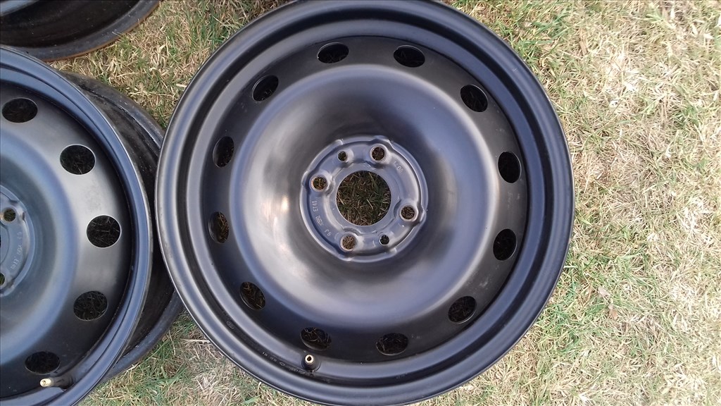  4x98 lyukosztású 6JJ 15" használt (gyári felni) lemezfelni Fiat Lancia / Bipper Nemo 2. kép