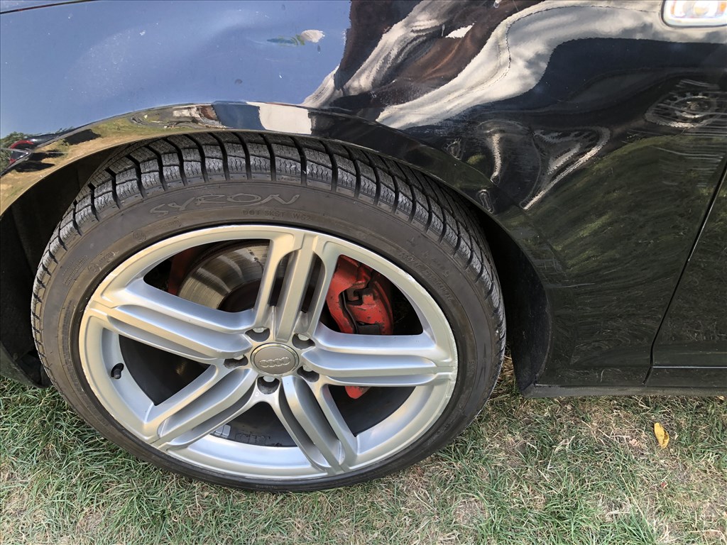 19 colos gyári Audi Segment alufelni téli gumi 19 col 5x112 7. kép