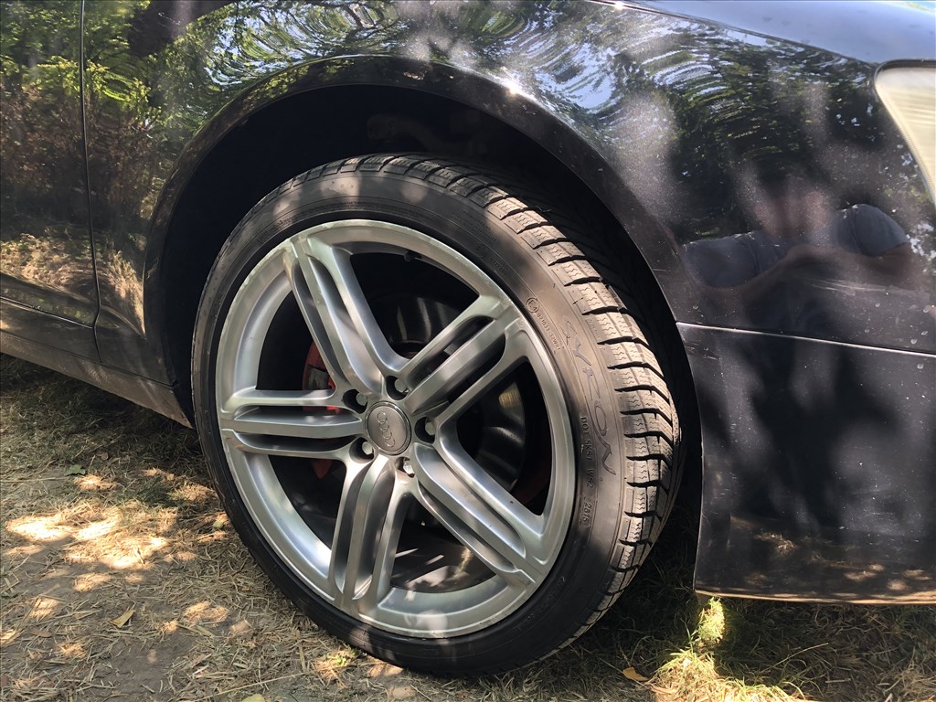 19 colos gyári Audi Segment alufelni téli gumi 19 col 5x112 8. kép