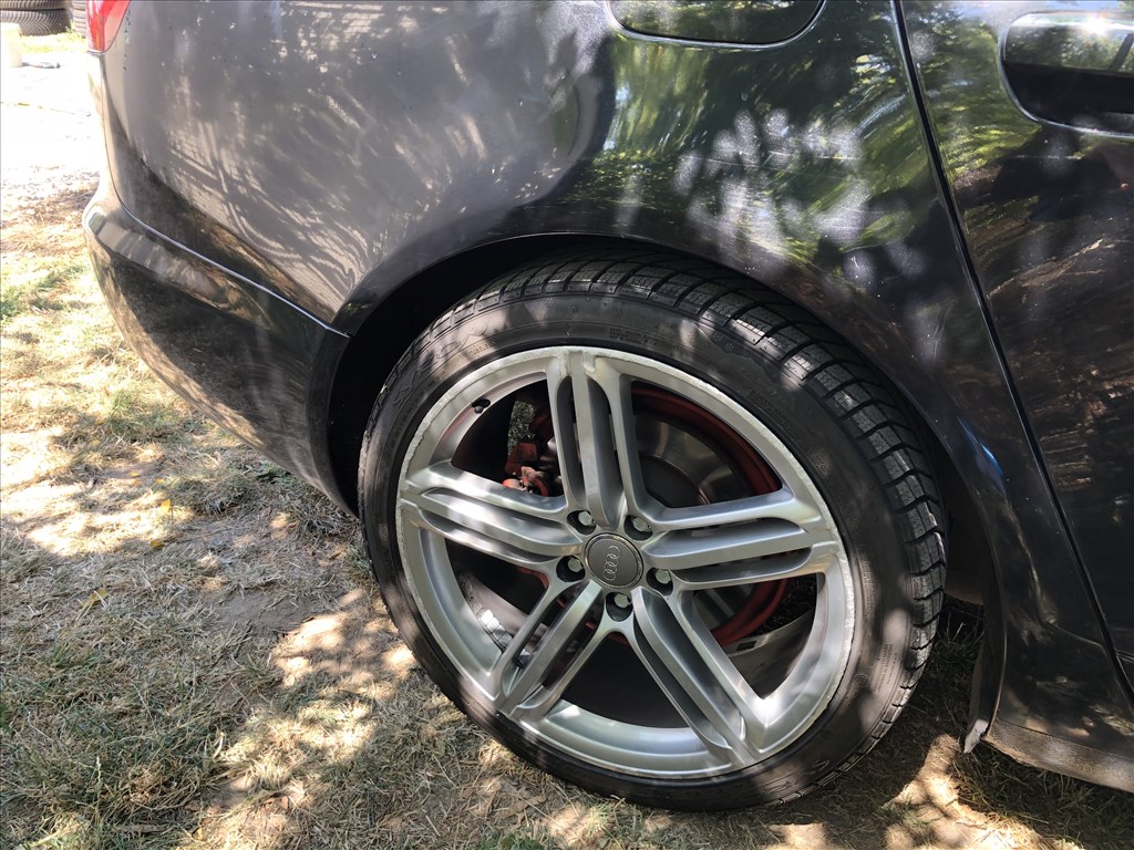 19 colos gyári Audi Segment alufelni téli gumi 19 col 5x112 9. kép