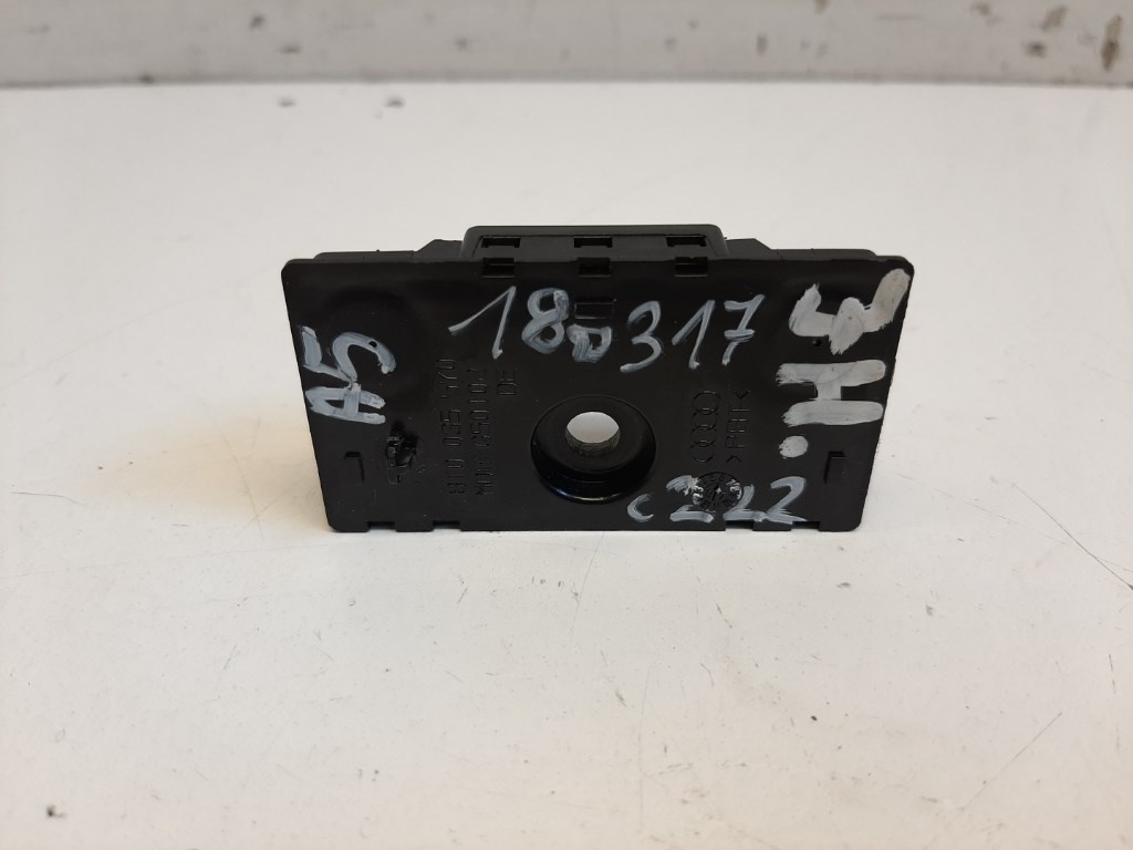 Audi A5 (8T3) rádió zavarszûrõ 8T0035570 2. kép
