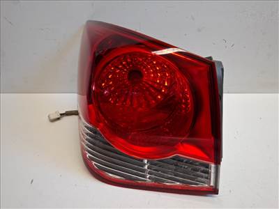 Chevrolet Cruze 4 ajtós bal hátsó lámpa