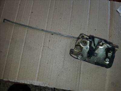 Opel Frontera A Csomagtérajtó Zár