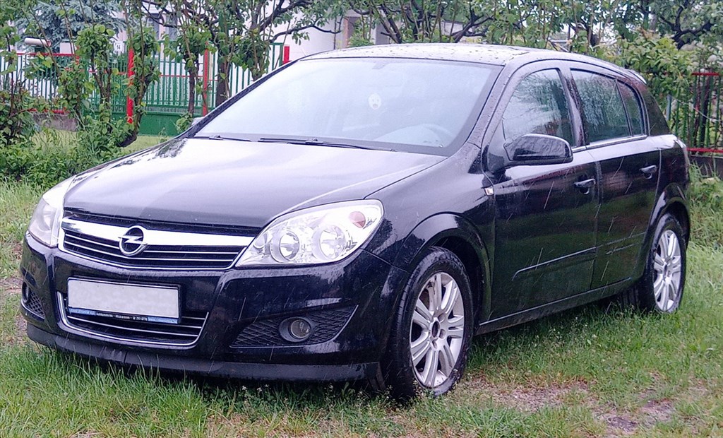 Opel Astra H Csomagtér ajtó . Fekete z20ropel z20rhastra 3. kép