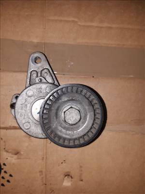 Volkswagen Golf VII Hosszbordás Szíj Feszítő