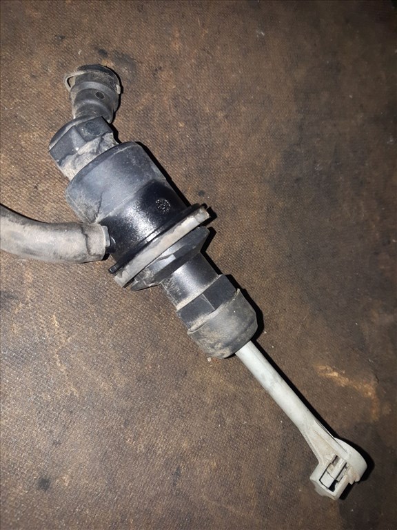 Suzuki Swift III 04-10 Elsõ Fényszórómosó Fúvóka 2. kép