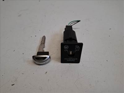 Mazda CX-3  légzsák kapcsoló