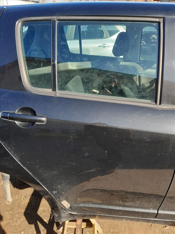 Suzuki Swift III 04-10 Jobb Hátsó Ajtó 43R-00351 1. kép