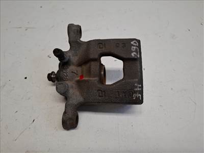 Nissan Juke (F15) jobb hátsó féknyereg