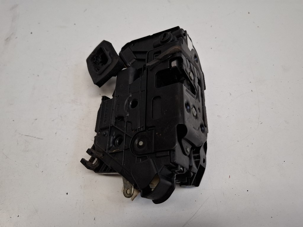 Volkswagen Golf VII (5G) jobb hátsó ajtózár 5K4839016Q 1. kép