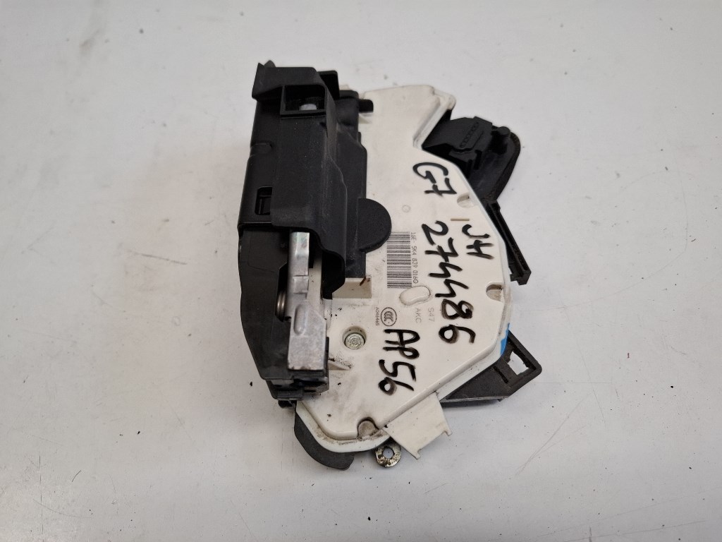 Volkswagen Golf VII (5G) jobb hátsó ajtózár 5K4839016Q 2. kép