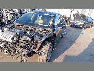 Volkswagen Passat B6 Bal első Kerékagy *145029*