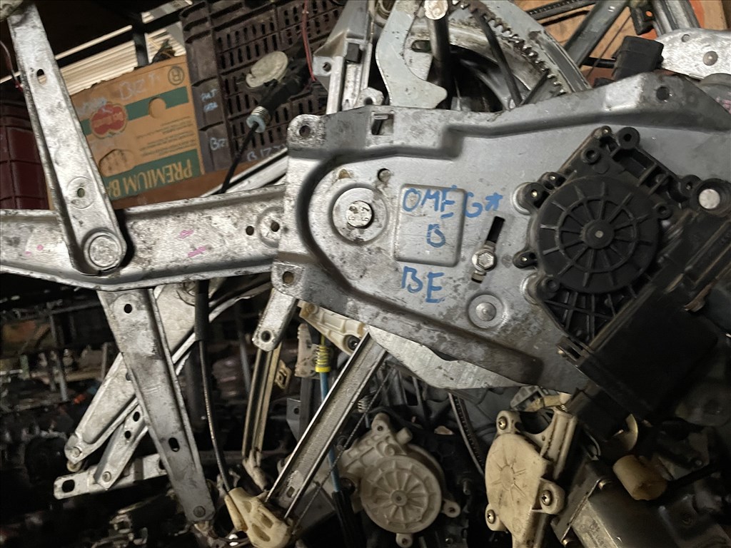 Opel Omega b ablakemelő  1. kép