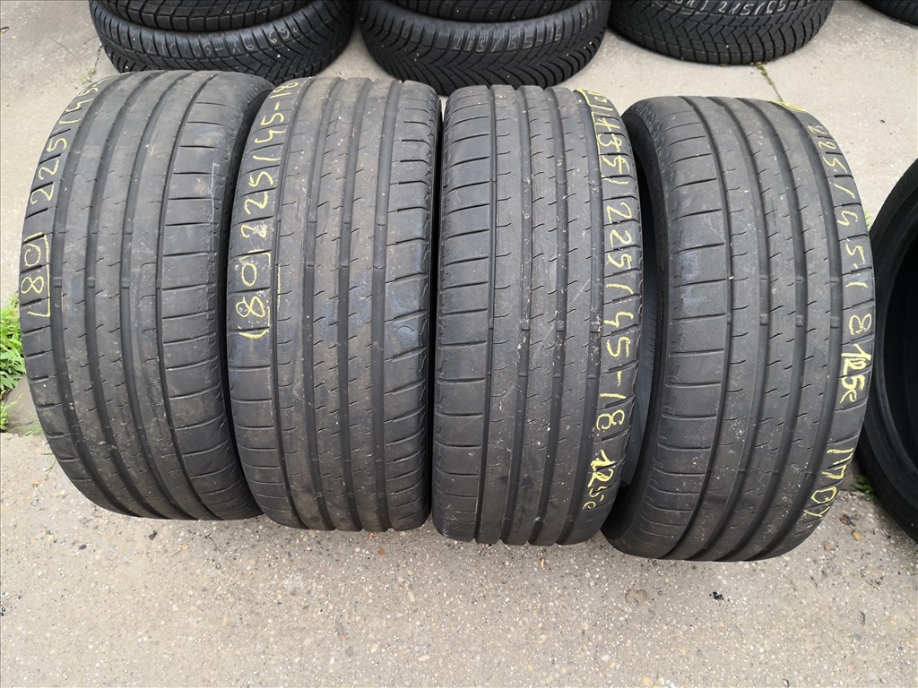 225/45 R18 Bridgestone nyári gumi 125000ft a 4db/80/ 5. kép