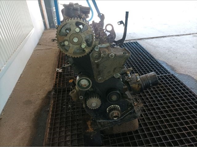 Citroën Jumpy I 2.0 HDi - Fűzött blokk hengerfejjel  10dyeh400 3. kép