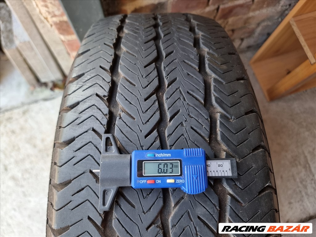 235/65R16C Sunfull 4 évszakos gumi 2db nagyon jó állapotban eladó! 1. kép