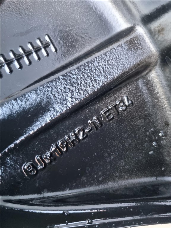  5x112 lyukosztású 8JJ 19" újszerű gyári Mercedes alufelni 4. kép