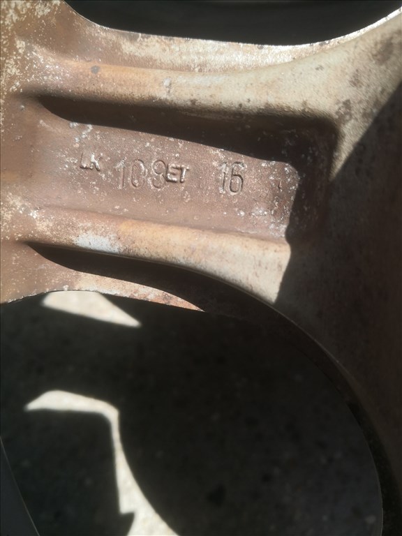 Citroen /Peugeot 14-es Dezent alufelnik 6. kép