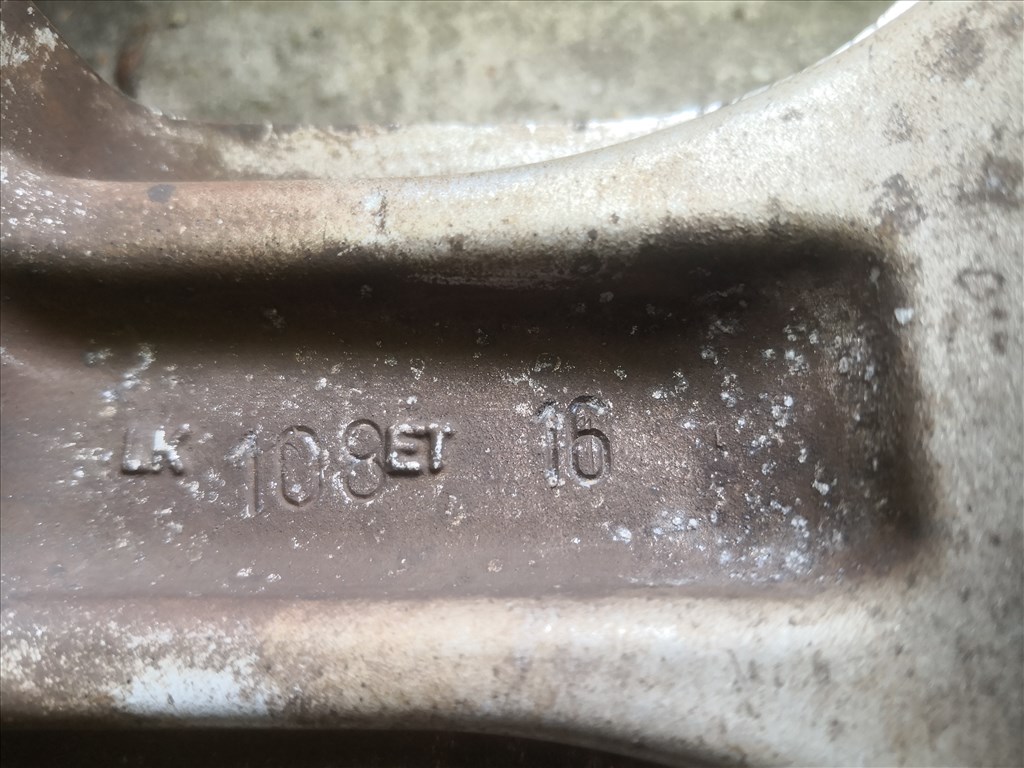 Citroen /Peugeot 14-es Dezent alufelnik 7. kép