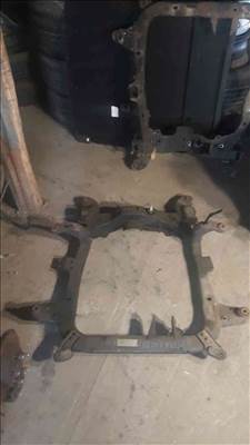 Opel Astra H Első Bölcső