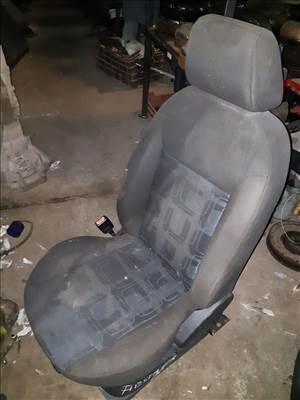 Ford Fiesta V Bal Első Ülés