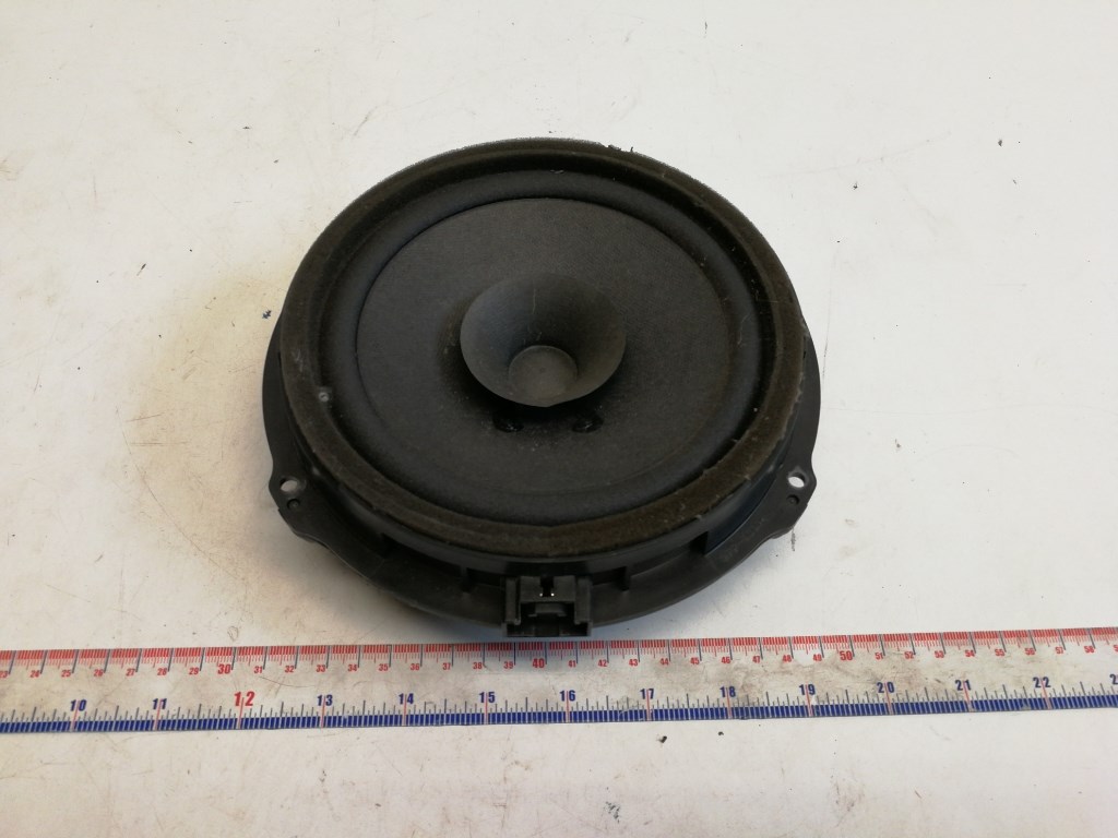 Ford Fiesta bal hátsó hangszóró 8A6T18808CC 1. kép