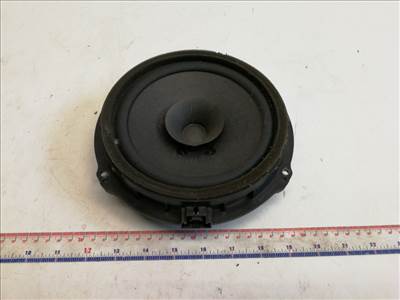 Ford Fiesta bal hátsó hangszóró 8A6T18808CC